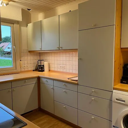 Apartment Terrassenwohnung In Ruhiger Lage -3 A96 Naehe Penzing