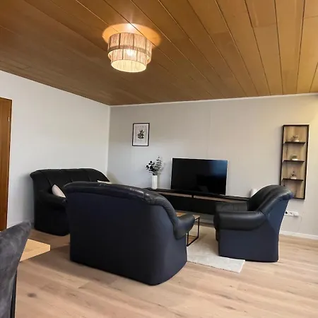 Terrassenwohnung In Ruhiger Lage -3 A96 Naehe Apartment *